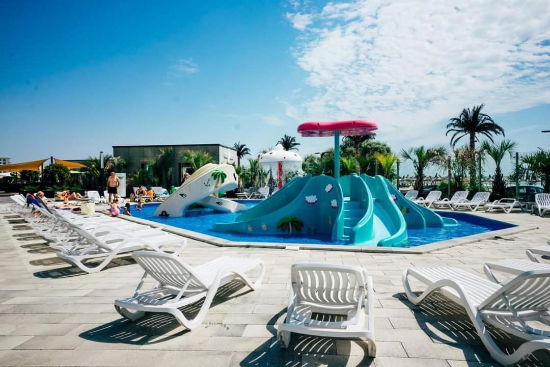 Drago Alezzi Apartment Năvodari Esterno foto